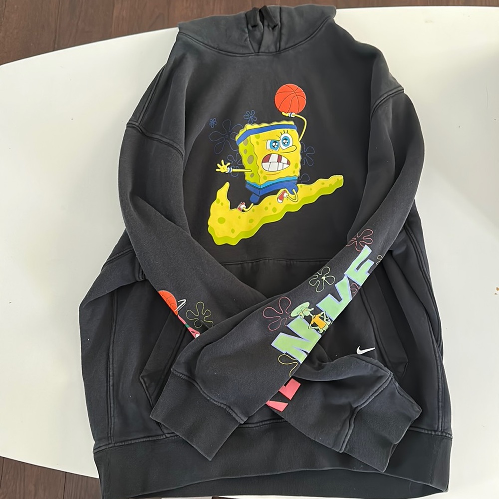 Nike SpongeBob X Kyire  Sweathsirt